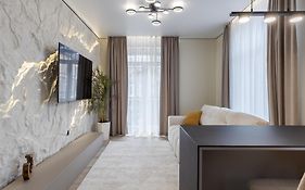 Royal Apartment On Kulisha 6